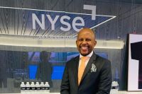Hatang At New York Stock Exchange 2022