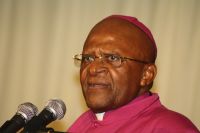 Desmond Tutu - 2013 (2)