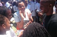 Mrs  Graca  Machel And  Richard Handing Out Sanitary Protection In  Mozambique 1024X576 750X400