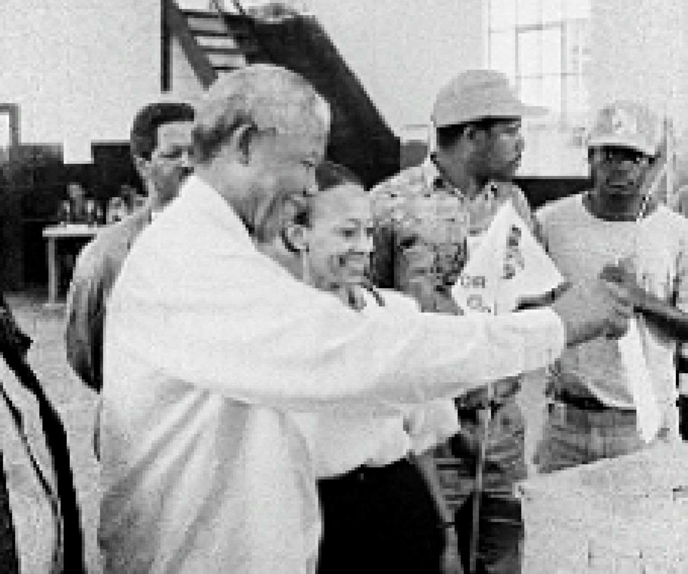 Nelson  Mandela Voting 1994
